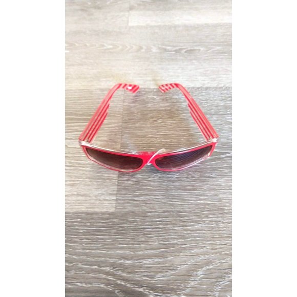 Vintage red clear striped plastic sunglasses - Picture 6 of 6